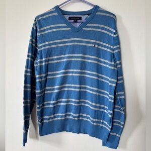 🔹Tommy Hilfiger Blue and White V-Neck Sweater▫️